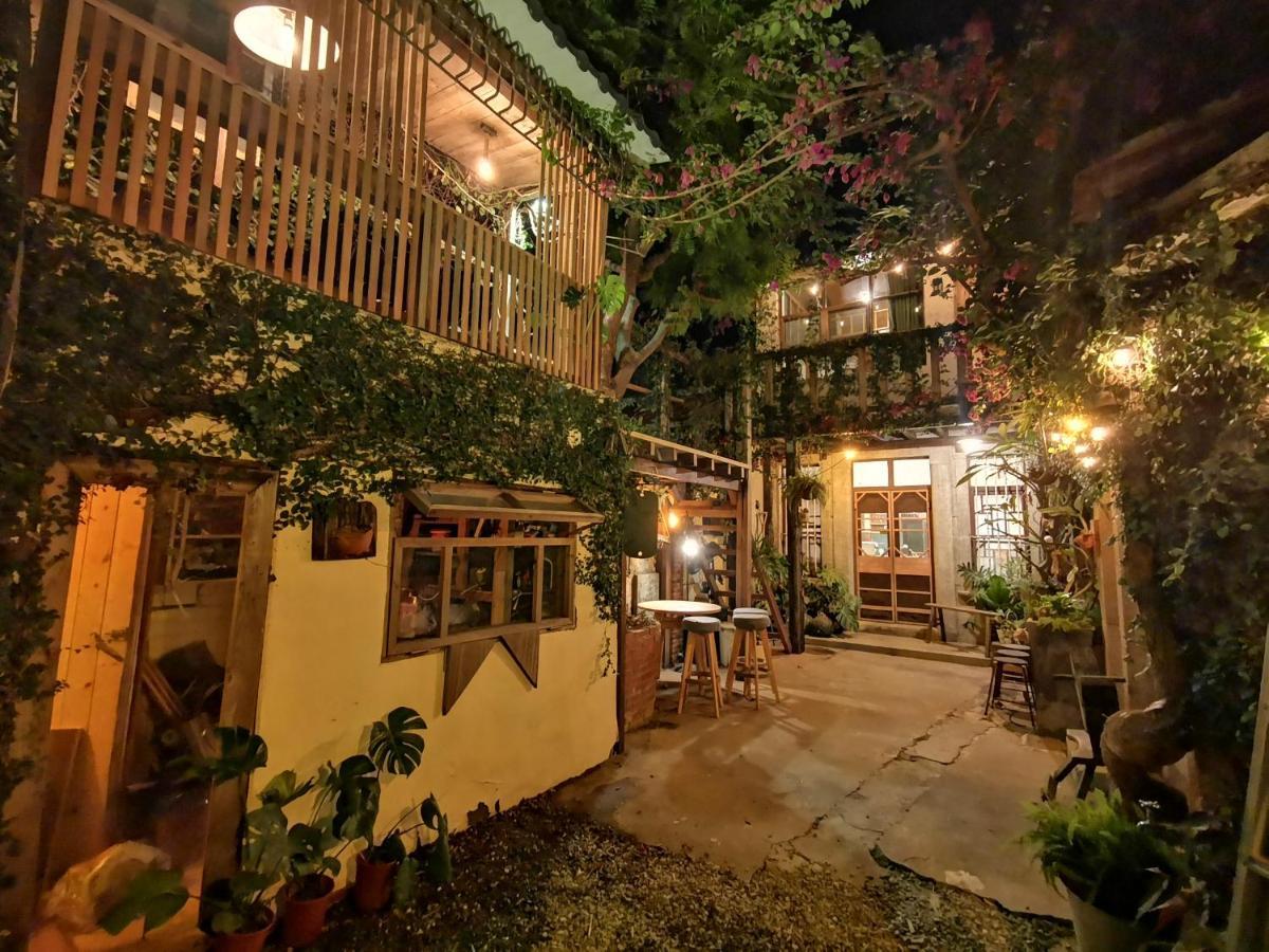 Dear B&B Tainan Exterior foto